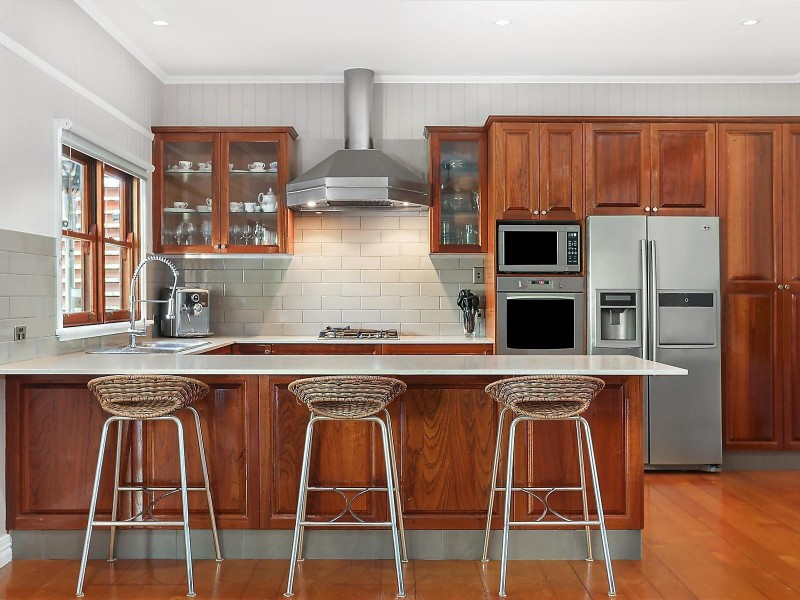 33 Orontes Road, Yeronga QLD 4104