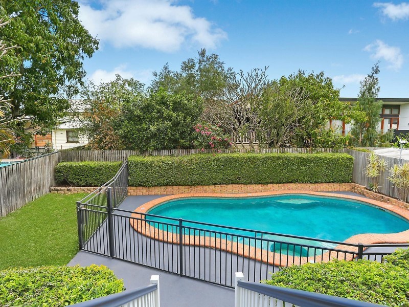 33 Orontes Road, Yeronga QLD 4104