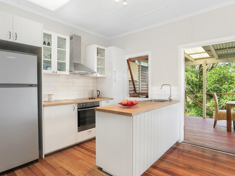 34 Kuranda Street, Balmoral QLD 4171