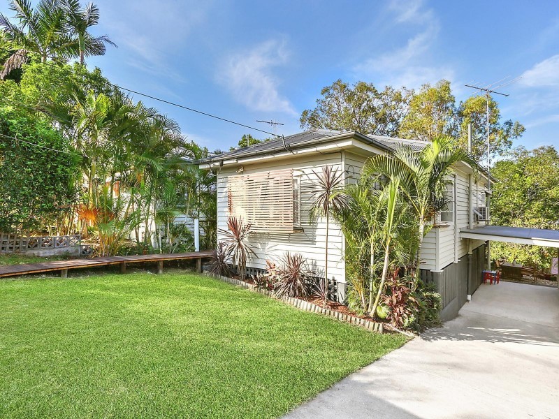 34 Kuranda Street, Balmoral QLD 4171