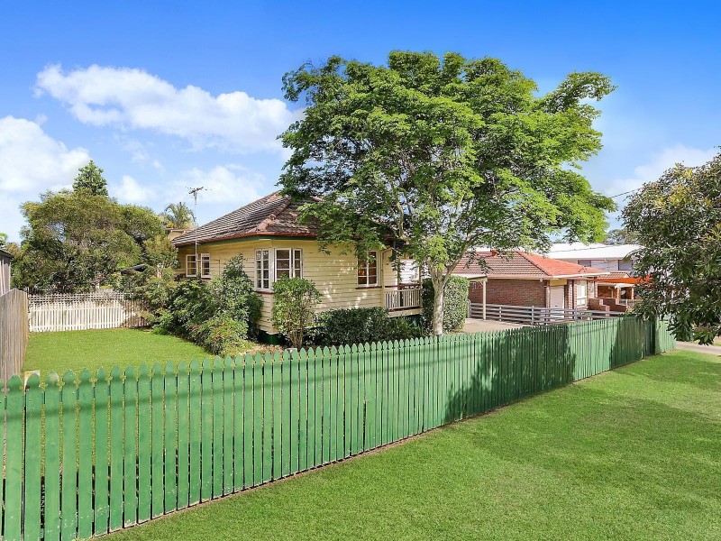 8 Skirving Street, Morningside QLD 4170