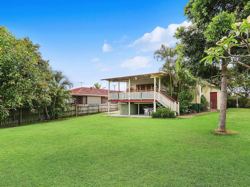 8 Skirving Street, Morningside QLD 4170