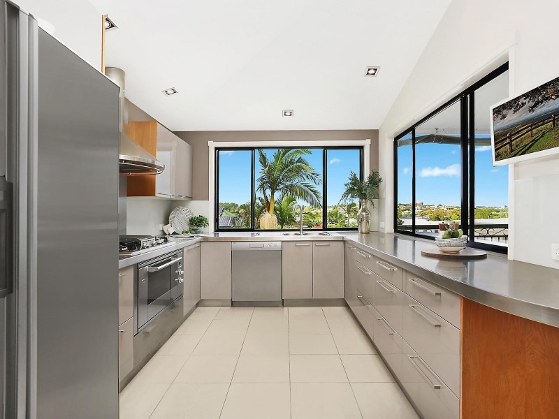 39 Victoria Street, Balmoral QLD 4171