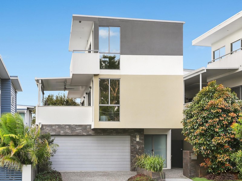 9 Orchard Street, Balmoral QLD 4171