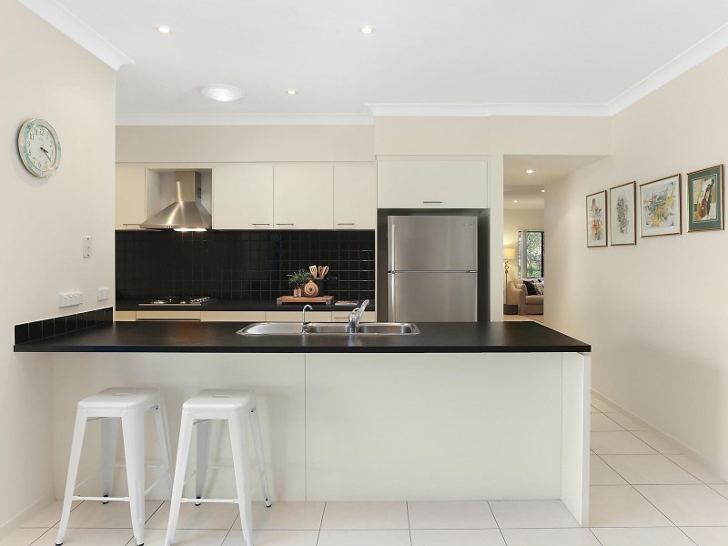 137 Tristania Way, Mount Gravatt East QLD 4122