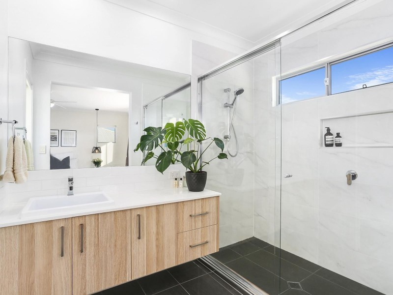 134 Erica Street, Cannon Hill QLD 4170