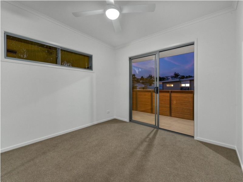 51 Railway Parade, Norman Park QLD 4170