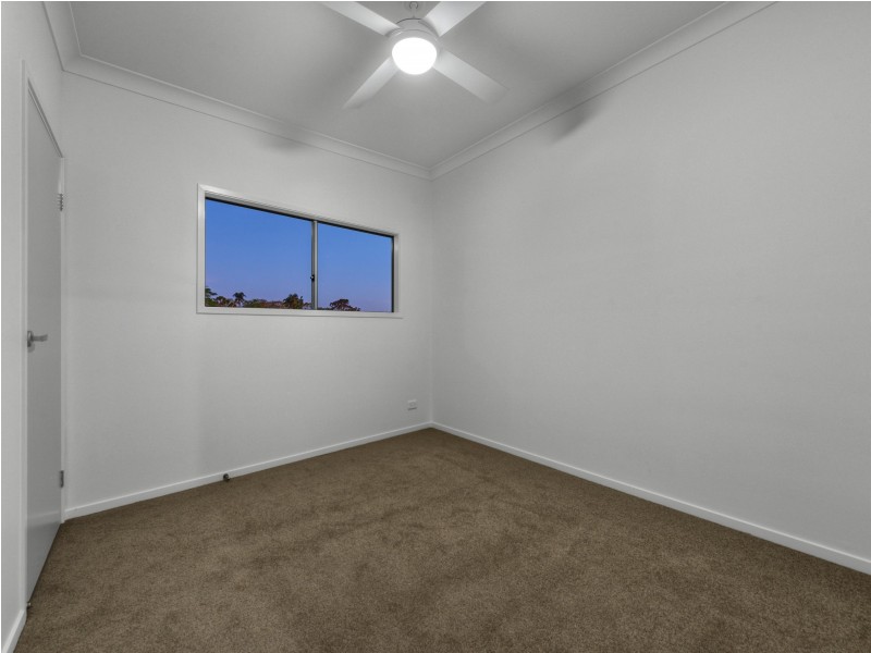 51 Railway Parade, Norman Park QLD 4170