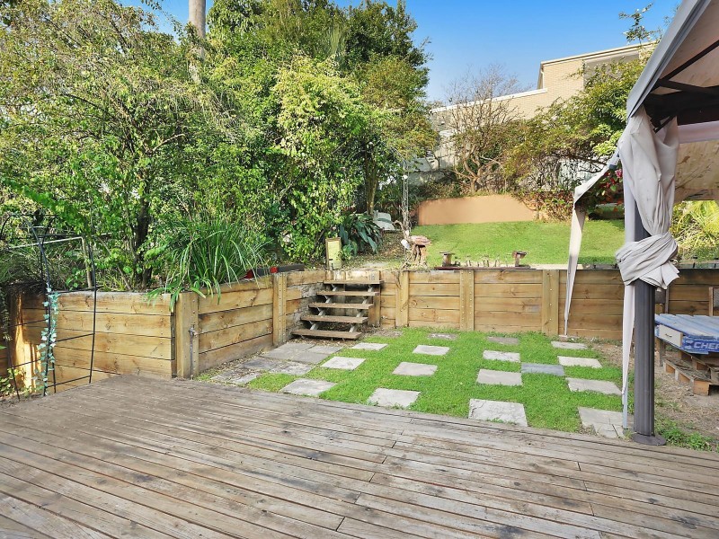 19 Cox Road, Windsor QLD 4030