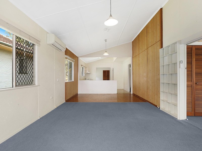 62 Moore Street, Morningside QLD 4170