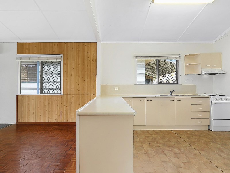 62 Moore Street, Morningside QLD 4170