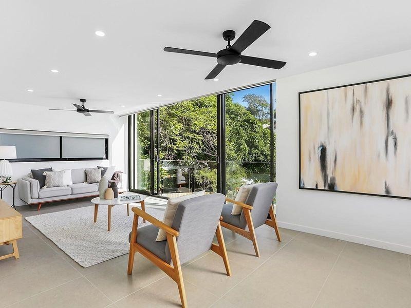 25 Merinda Street, Greenslopes QLD 4120