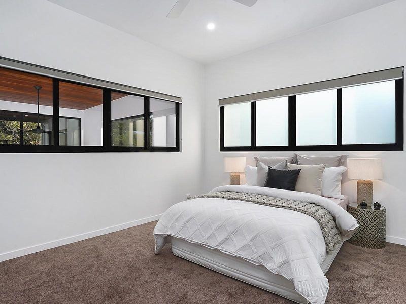 25 Merinda Street, Greenslopes QLD 4120