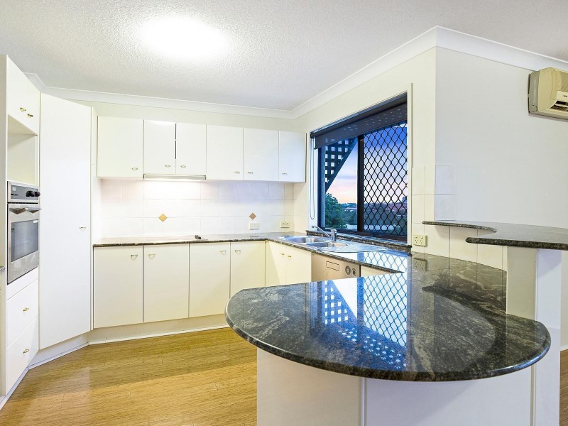 7/16 Norman Crescent, Norman Park QLD 4170