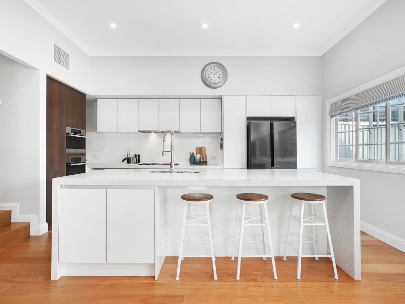 15 Keera Street, Coorparoo QLD 4151