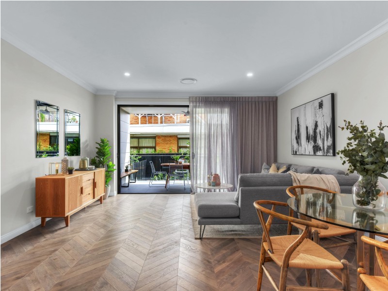 11 Warilda Street, Camp Hill QLD 4152