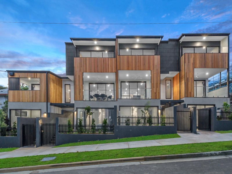 11 Warilda Street, Camp Hill QLD 4152