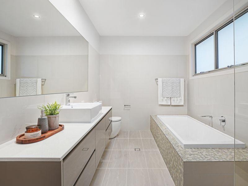 12 Mars Street, Coorparoo QLD 4151