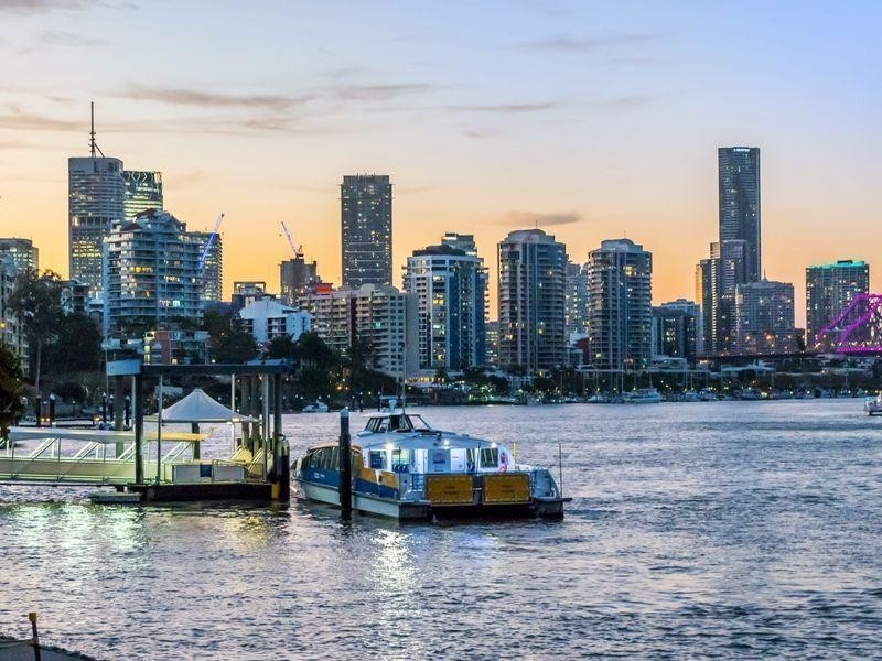 16 Geelong Street, East Brisbane QLD 4169