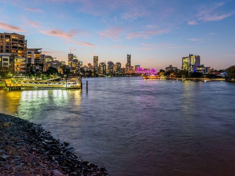 16 Geelong Street, East Brisbane QLD 4169