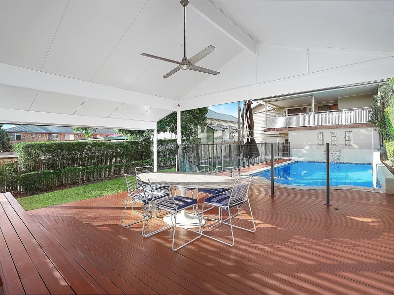 69 Wellington Street, Coorparoo QLD 4151