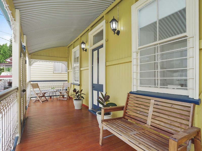 34 Myrtle Street, Woolloongabba QLD 4102