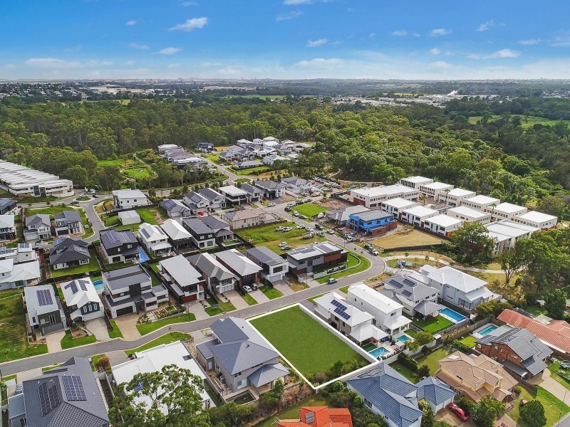 27 McKie Crescent, Cannon Hill QLD 4170