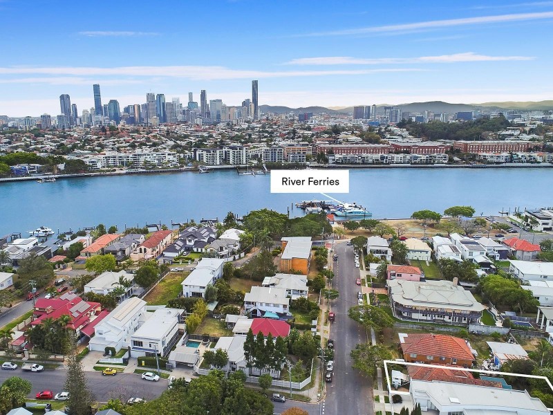 97 Lindsay Street, Hawthorne QLD 4171