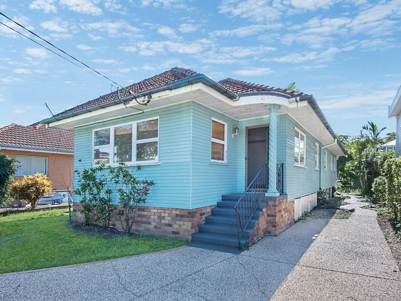 97 Lindsay Street, Hawthorne QLD 4171