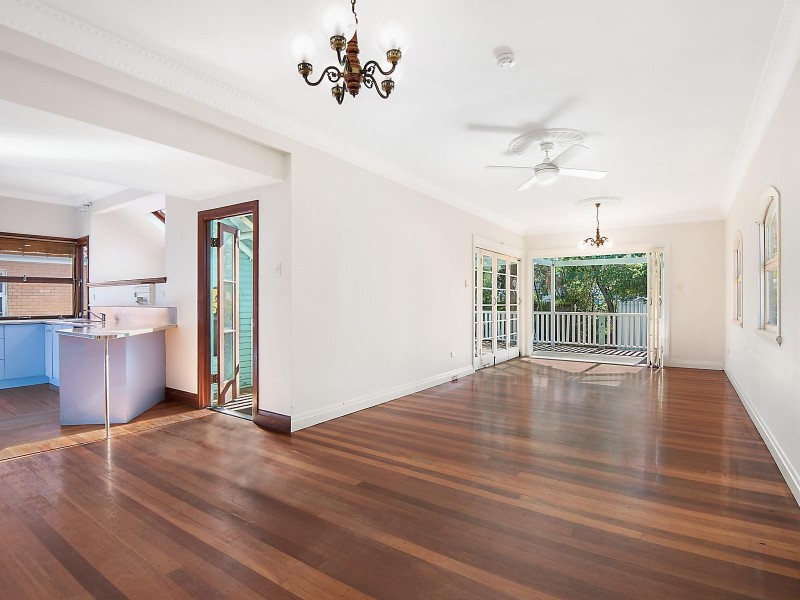 97 Lindsay Street, Hawthorne QLD 4171