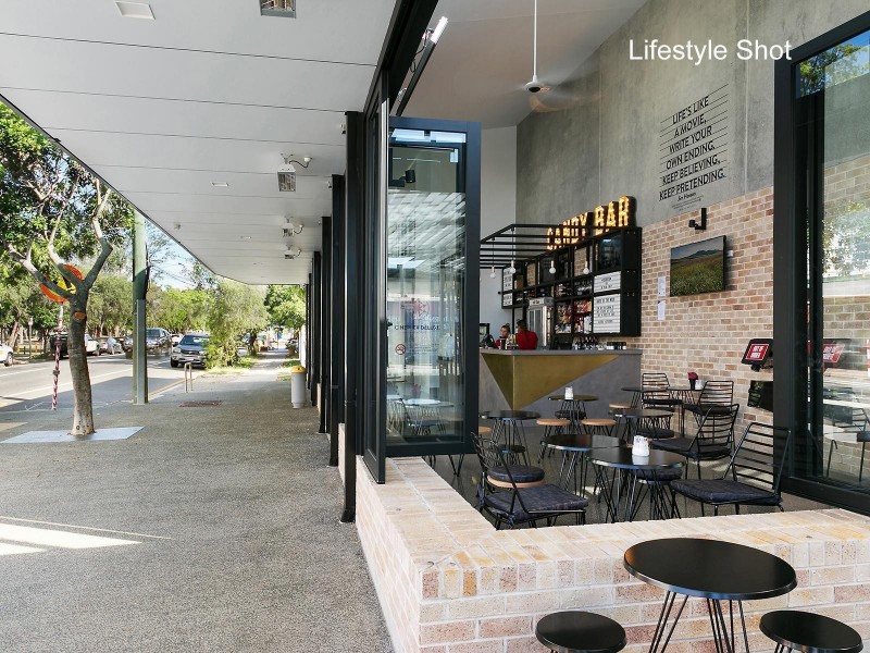 97 Lindsay Street, Hawthorne QLD 4171