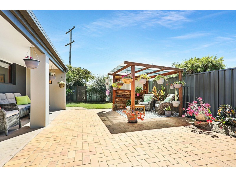 34 Wattle Avenue, Bongaree QLD 4507