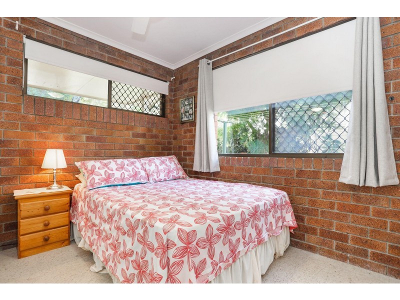 35 The Boulevarde, Bongaree QLD 4507
