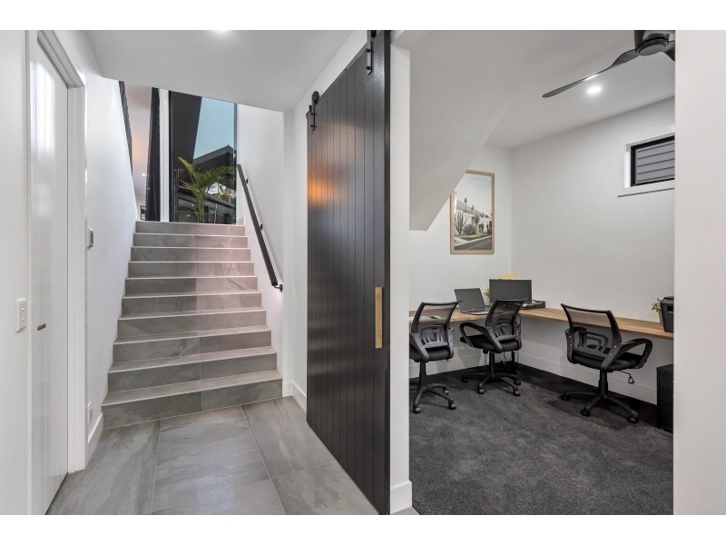 151 Buena Vista Avenue, Coorparoo QLD 4151