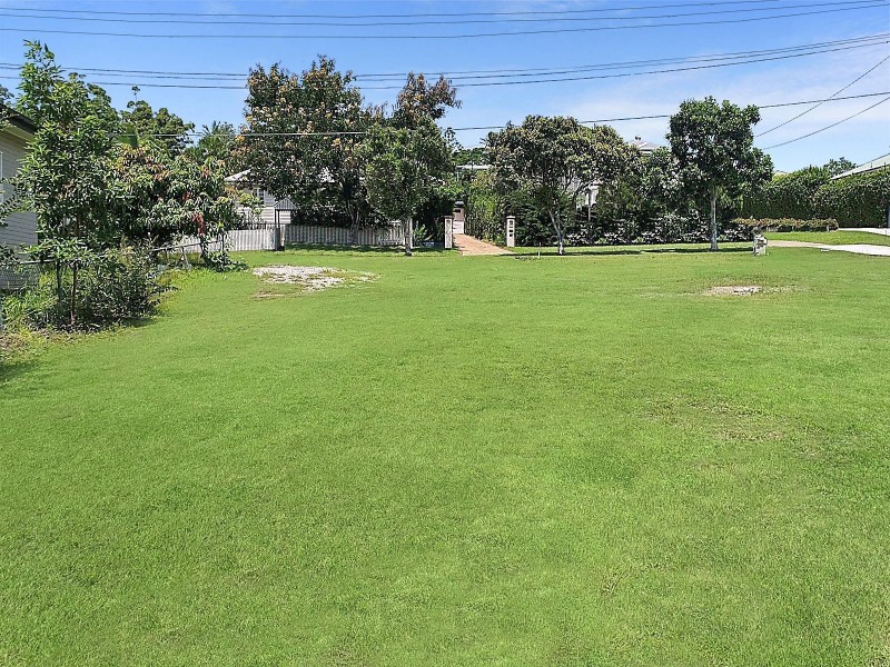 43 Palm Avenue, Holland Park West QLD 4121