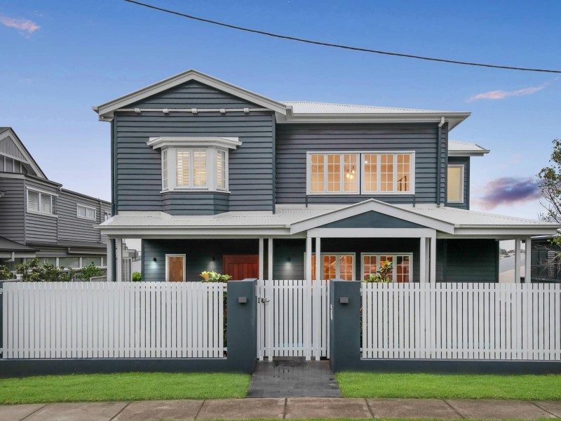 66 Newman Avenue, Camp Hill QLD 4152