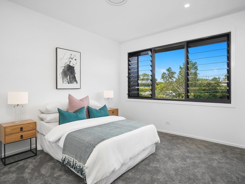 45 Brinawa Street, Camp Hill QLD 4152