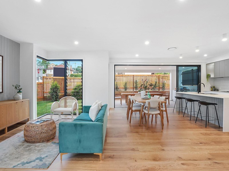 45 Brinawa Street, Camp Hill QLD 4152