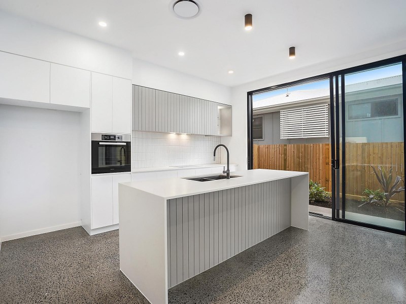 43 Brinawa Street, Camp Hill QLD 4152