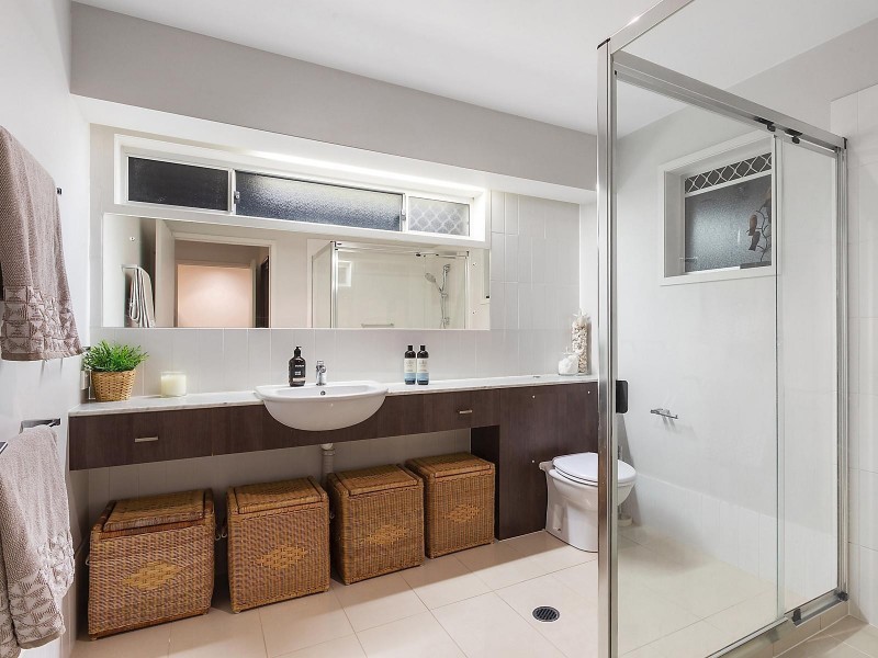 4/99 Ashby Street, Fairfield QLD 4103