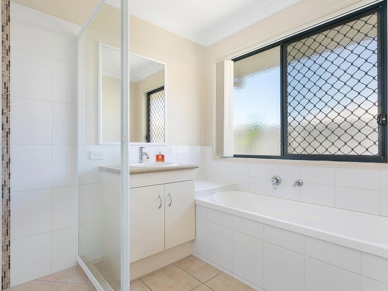 61 Ningi Esplanade, Ningi QLD 4511