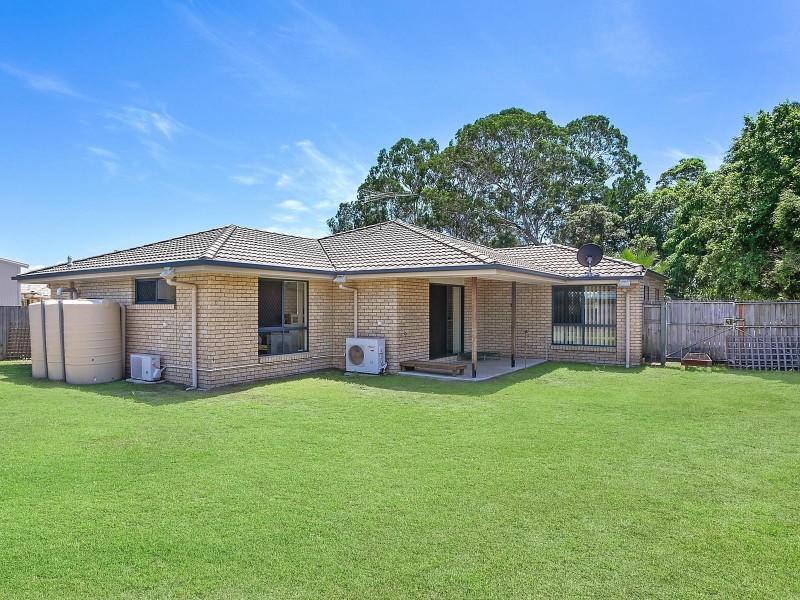 61 Ningi Esplanade, Ningi QLD 4511