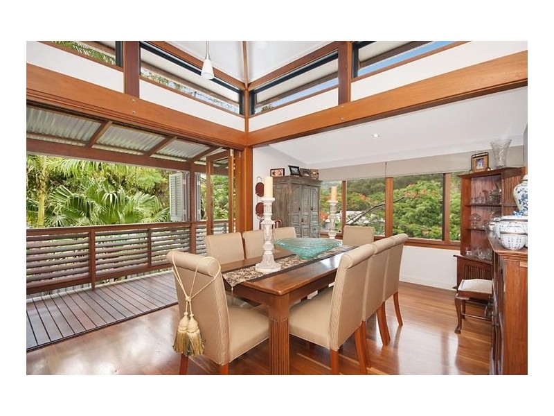 7 Bottlebrush Crescent, Suffolk Park NSW 2481