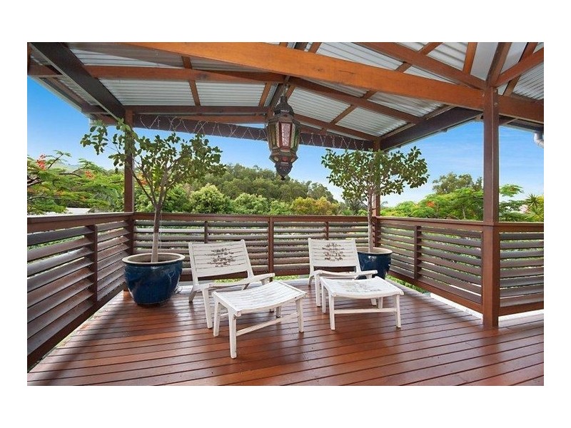 7 Bottlebrush Crescent, Suffolk Park NSW 2481