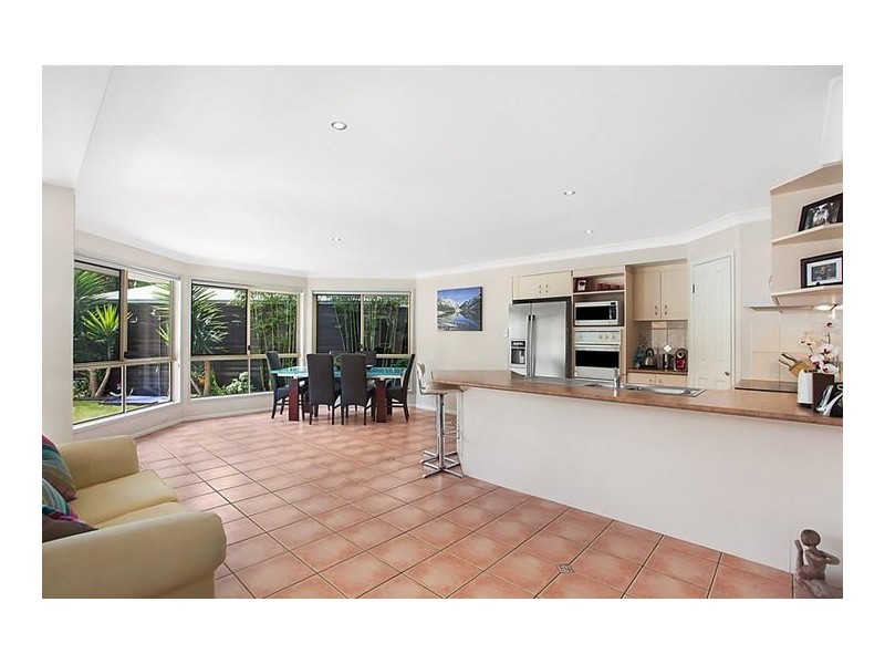 21 Kalemajere Drive, Suffolk Park NSW 2481
