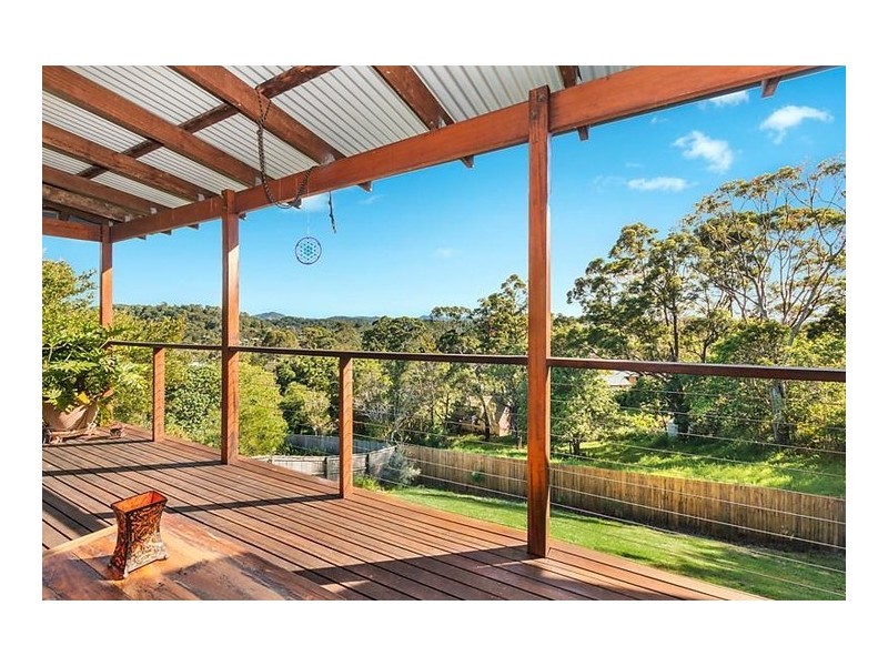 2 Coomburra Crescent, Ocean Shores NSW 2483