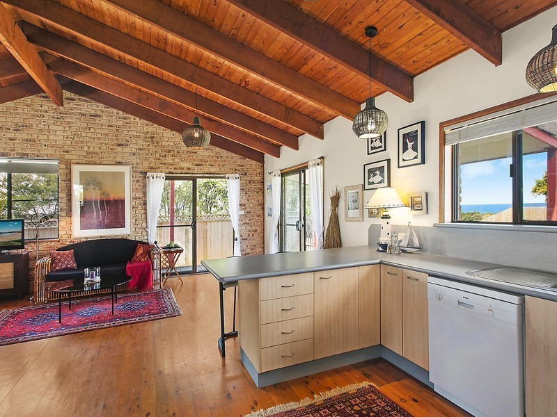 10 Pacific Vista Drive, Byron Bay NSW 2481