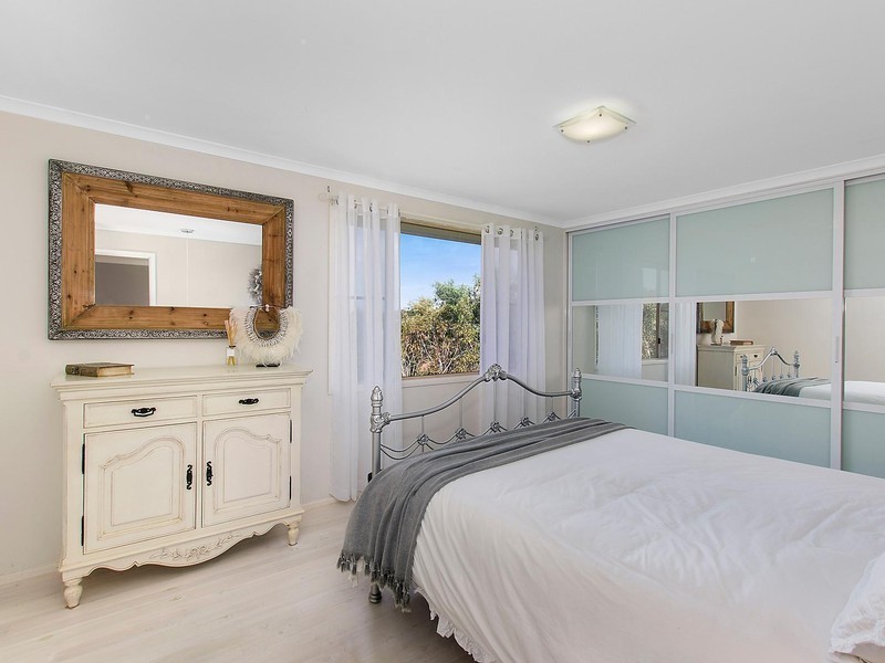 11 Hakea Crescent, Suffolk Park NSW 2481