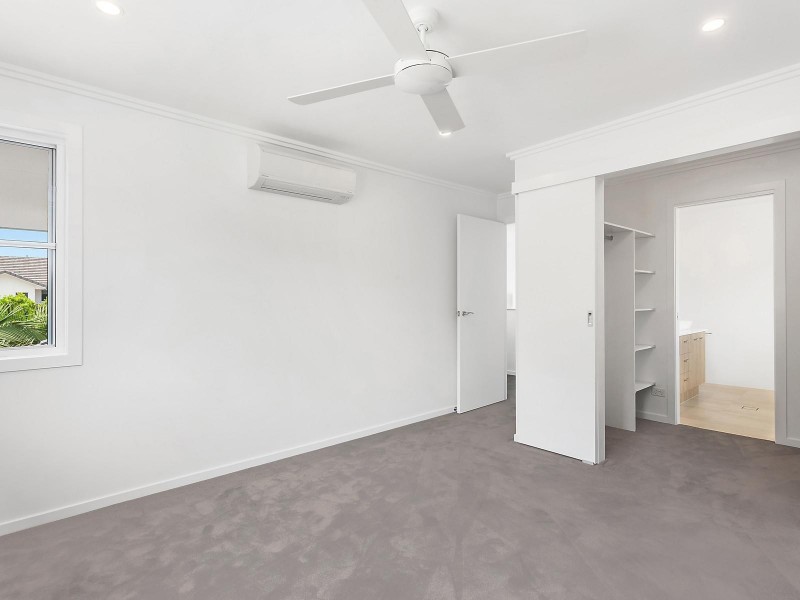 28-30 and 34-35 ‘Seadrift’ 8 Browning Street, Byron Bay NSW 2481