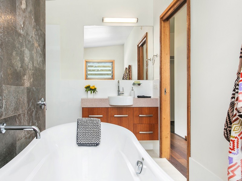 32 Bayshore Drive, Byron Bay NSW 2481